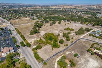2115 El Camino Real, Atascadero, CA - Aérien Vue de la carte - Image1