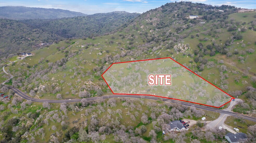 30300 Drake ct, Tehachapi, CA à vendre - Photo du bâtiment - Image 2 de 2