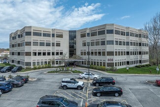 Plus de détails pour 303 E Army Trail Rd, Bloomingdale, IL - Bureau à vendre