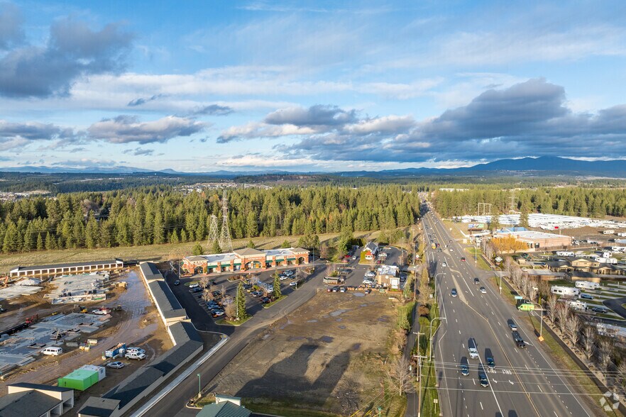 10925 N Newport Hwy, Spokane, WA à louer - Aérien - Image 3 de 9