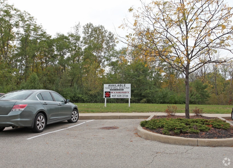 7095 Clyo Rd, Dayton, OH à vendre - Photo principale - Image 1 de 2