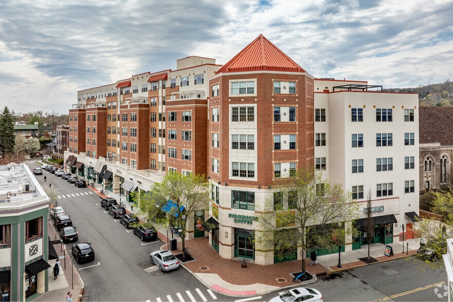 42 Park St, Montclair, NJ for lease - Primary Photo - Image 1 of 32