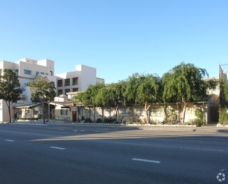 1238 Lincoln Blvd, Santa Monica, CA à vendre - Photo principale - Image 1 de 2