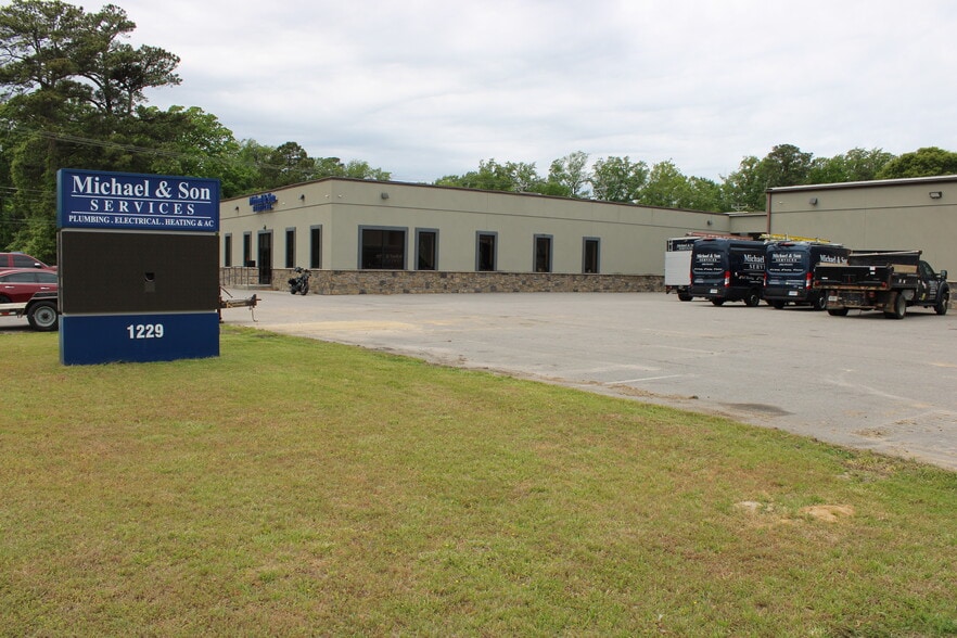 1229 S Military Hwy, Chesapeake, VA for lease - Building Photo - Image 2 of 11