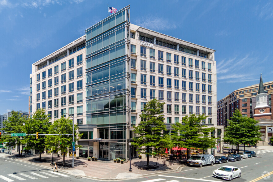 3101 Wilson Blvd, Arlington, VA for lease - Building Photo - Image 1 of 6