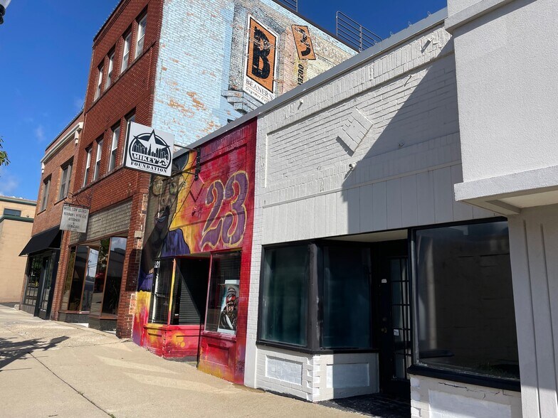 123 E Kalamazoo St, Lansing, MI à louer - Photo du bâtiment - Image 1 de 4