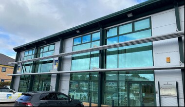 Minerva Ct, Chester à louer Photo du bâtiment- Image 1 de 5