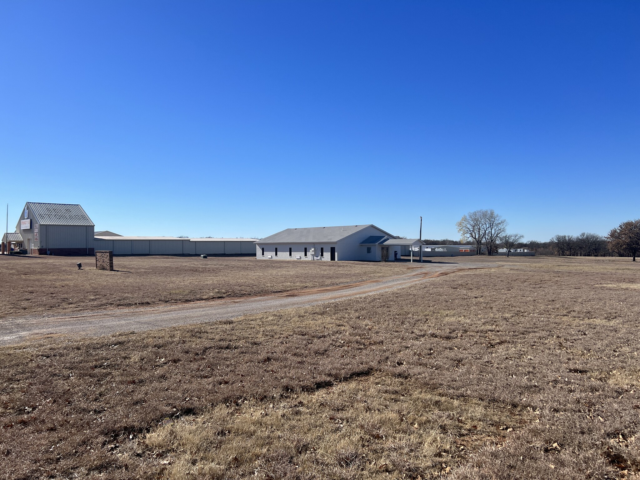 4925 North Hwy 81, Duncan, OK for lease Building Photo- Image 1 of 14