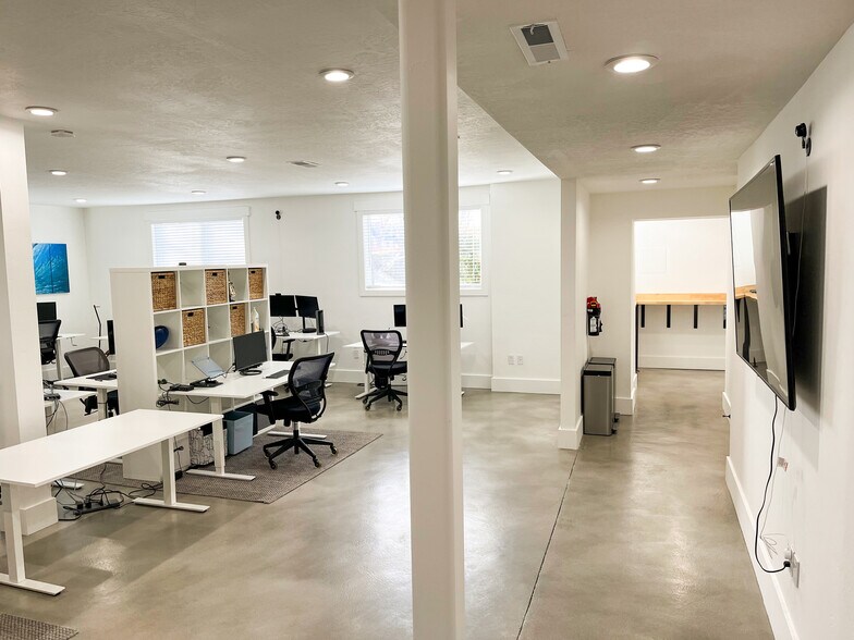 3550 N University Ave, Provo, UT à louer - Photo du bâtiment - Image 3 de 21