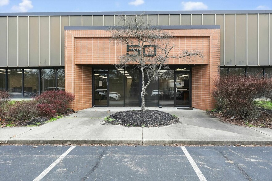 50 W TechneCenter Dr, Milford, OH à vendre - Photo du bâtiment - Image 3 de 47