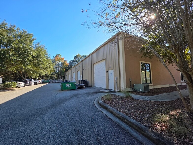 4375 Bluffton Pky, Bluffton, SC for lease - Building Photo - Image 2 of 14