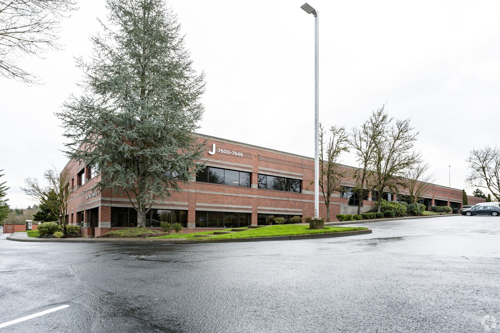 7600-7646 SW Mohawk St, Tualatin, OR for lease Primary Photo- Image 1 of 15
