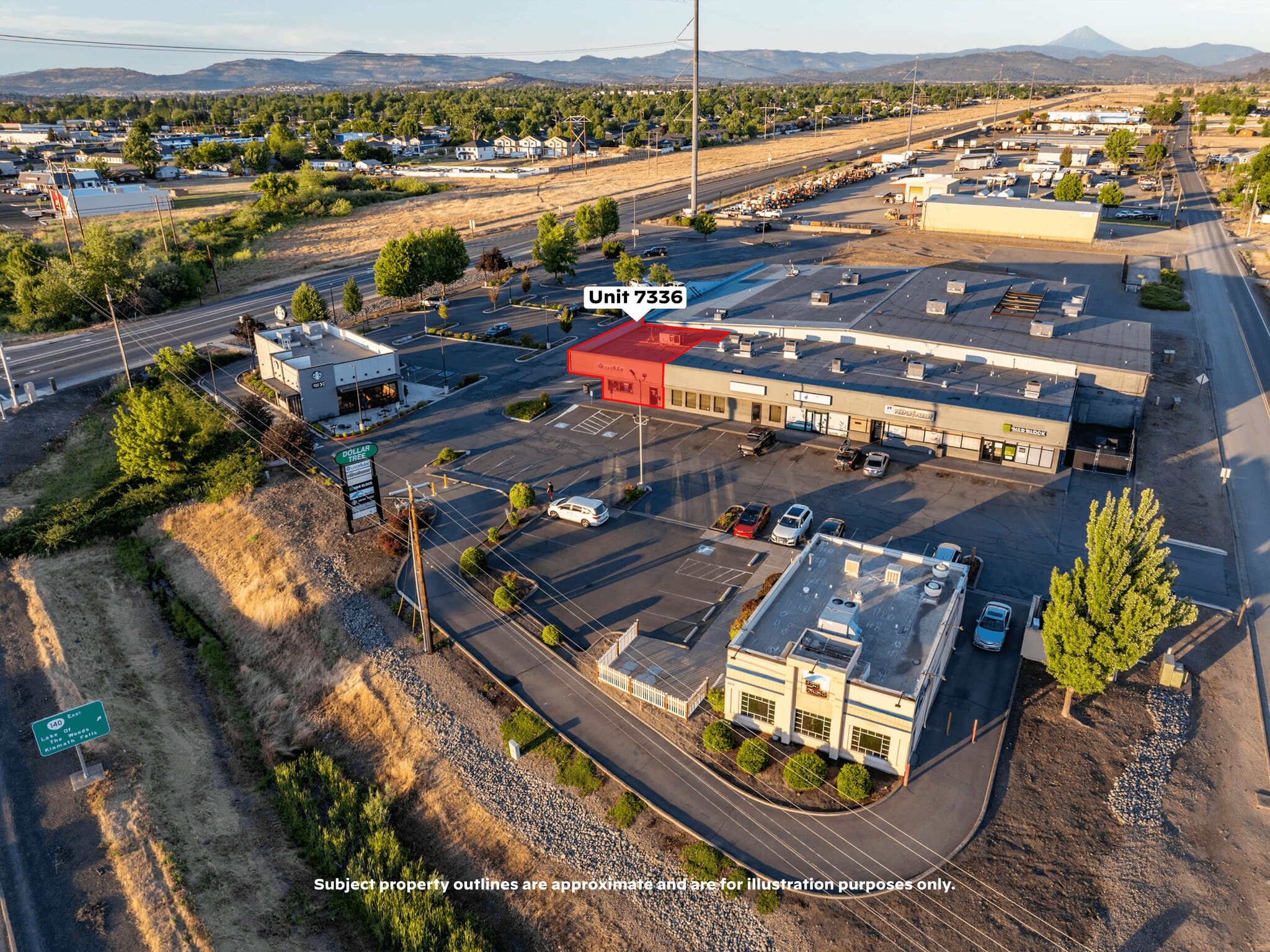 7334 Crater Lake Hwy, White City, OR for lease Interior Photo- Image 1 of 26