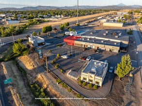 7334 Crater Lake Hwy, White City, OR for lease Interior Photo- Image 1 of 26