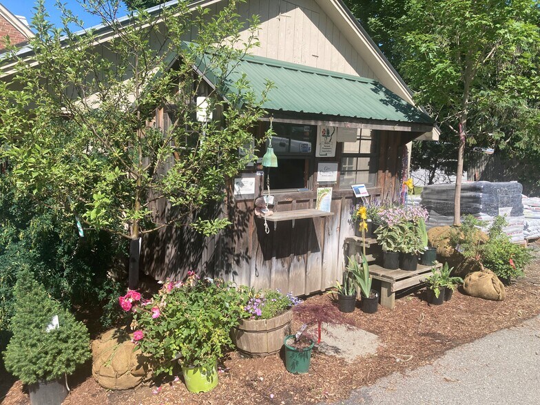 3782 VT-113 Rt, Thetford Center, VT à vendre - Photo du bâtiment - Image 3 de 7