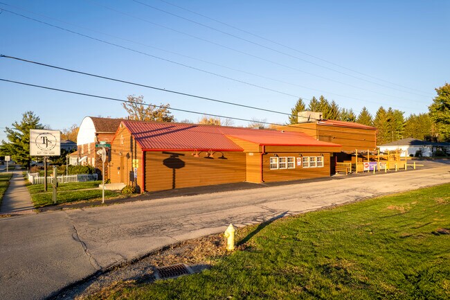 More details for 617 S Washington St, New Paris, OH - Retail for Sale