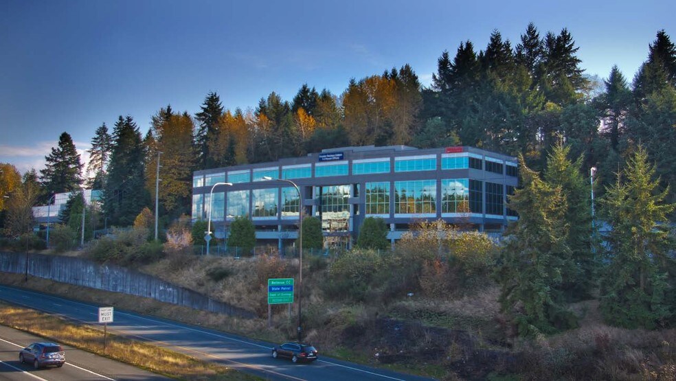 14205 SE 36th St, Bellevue, WA à louer - Photo du bâtiment - Image 2 de 3