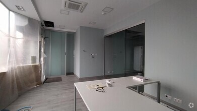 Retail in Ávila, Ávila for lease Interior Photo- Image 1 of 14