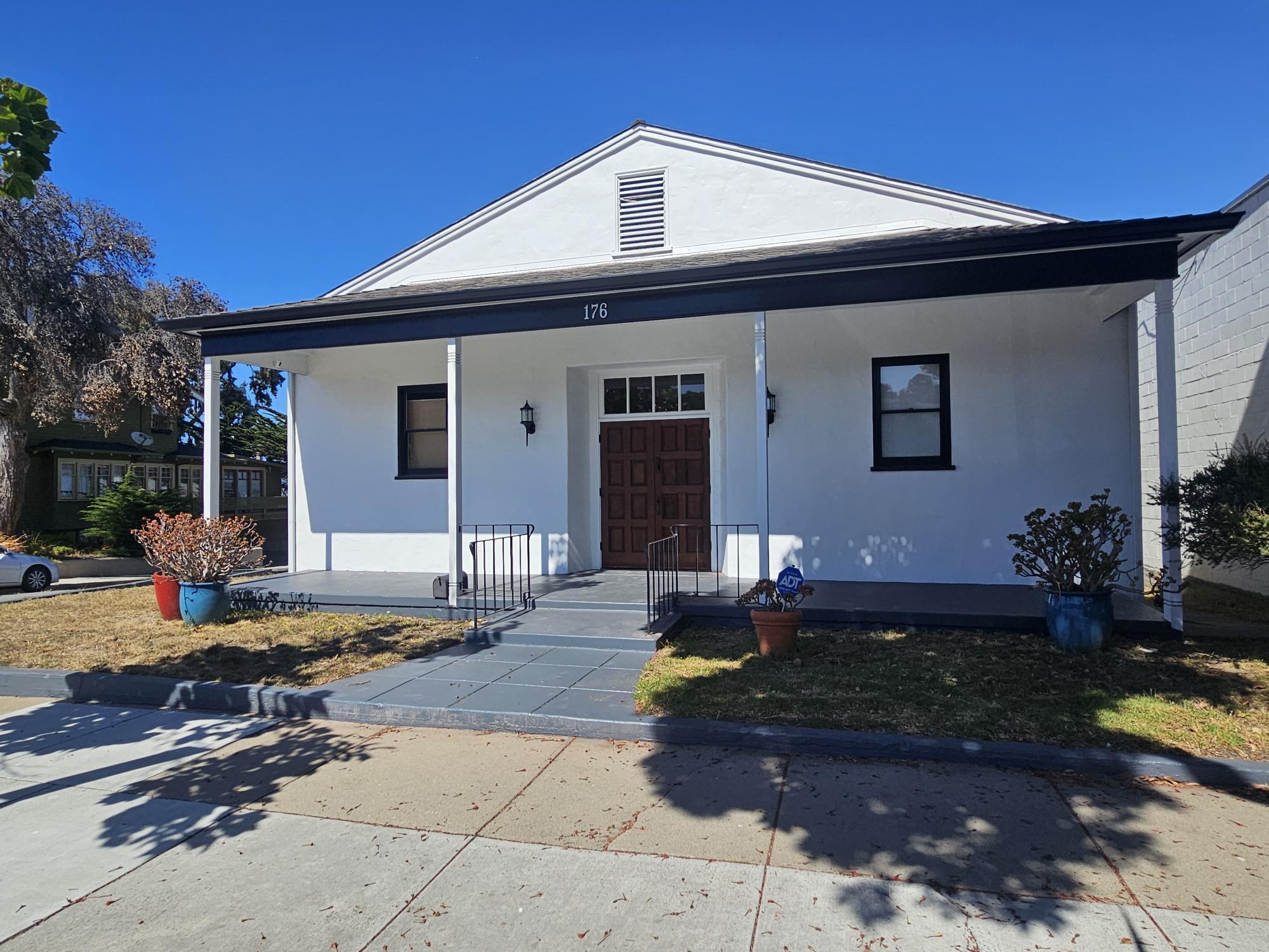 176 Central Ave, Pacific Grove, CA à louer Photo du bâtiment- Image 1 de 9