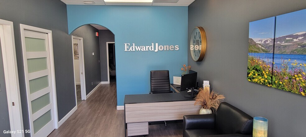 1087 Town Center Dr, Orange City, FL à louer - Photo du bâtiment - Image 2 de 10