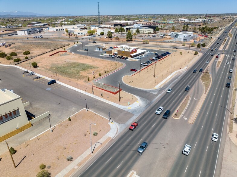 7295 Cerrillos Rd, Santa Fe, NM à vendre - Photo du bâtiment - Image 2 de 4