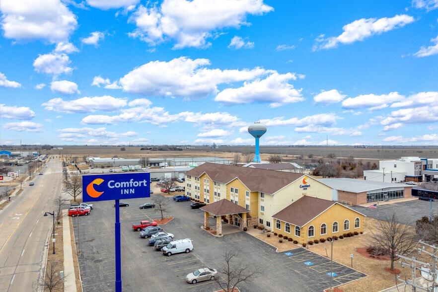 120 W Stevenson Rd, Ottawa, IL for sale - Building Photo - Image 3 of 27