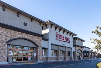 Plus de détails pour 450-590 Hidden Valley Pky, Corona, CA - Commerce de détail à louer