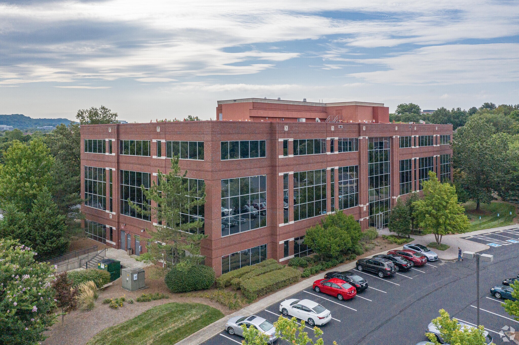 341 Cool Springs Blvd, Franklin, TN for lease Building Photo- Image 1 of 5