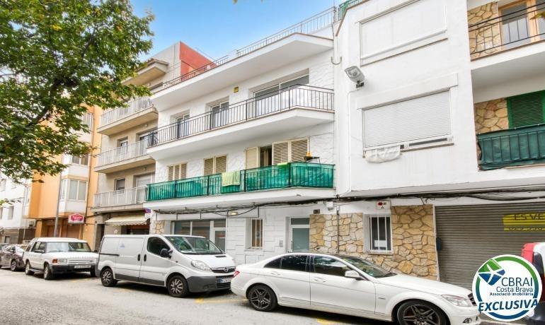 Immeuble residentiel dans Roses, Gerona à vendre - Photo du bâtiment - Image 2 de 4