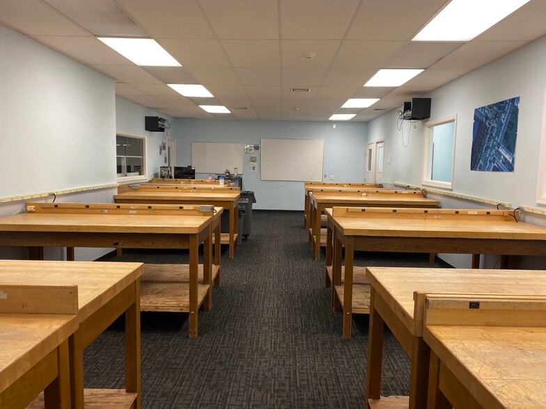 22 Broadway, Amityville, NY for sale - Building Photo - Image 2 of 4