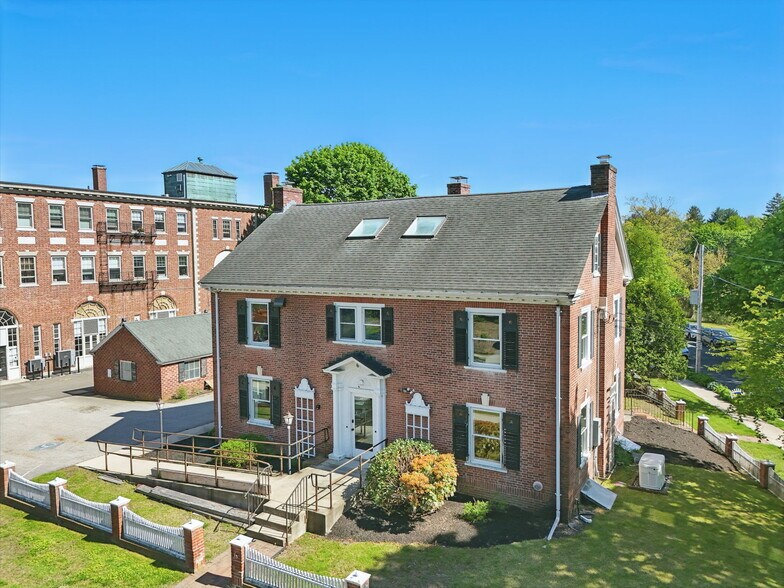 6 Windsor St, Andover, MA à vendre - Photo du bâtiment - Image 3 de 46