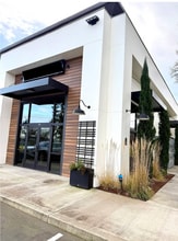 1221-1233 River Bend Rd, Salem, OR à louer Photo intérieure- Image 2 de 12