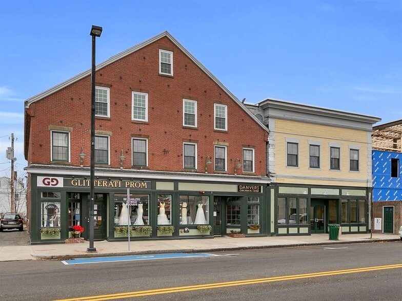 30-36 Maple St, Danvers, MA à louer - Photo du bâtiment - Image 3 de 7