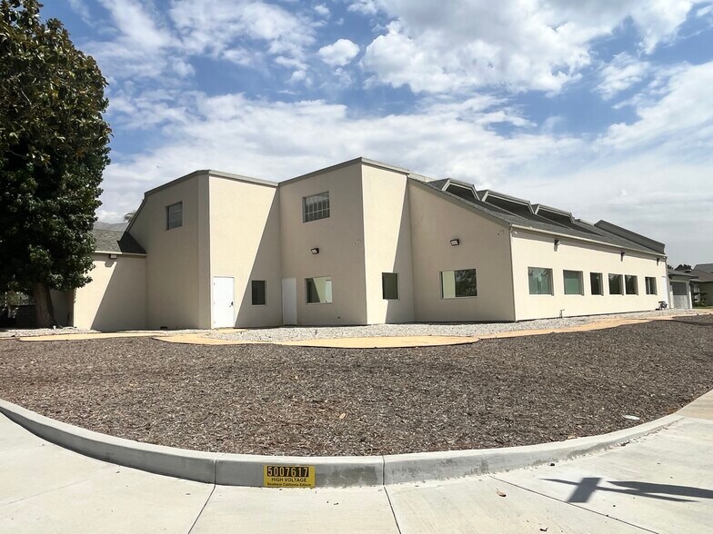 36 S Kinneloa Ave, Pasadena, CA à louer - Photo du bâtiment - Image 1 de 23