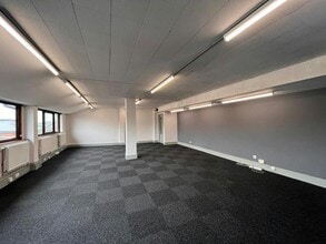 High St, Aylesbury for lease Building Photo- Image 2 of 7