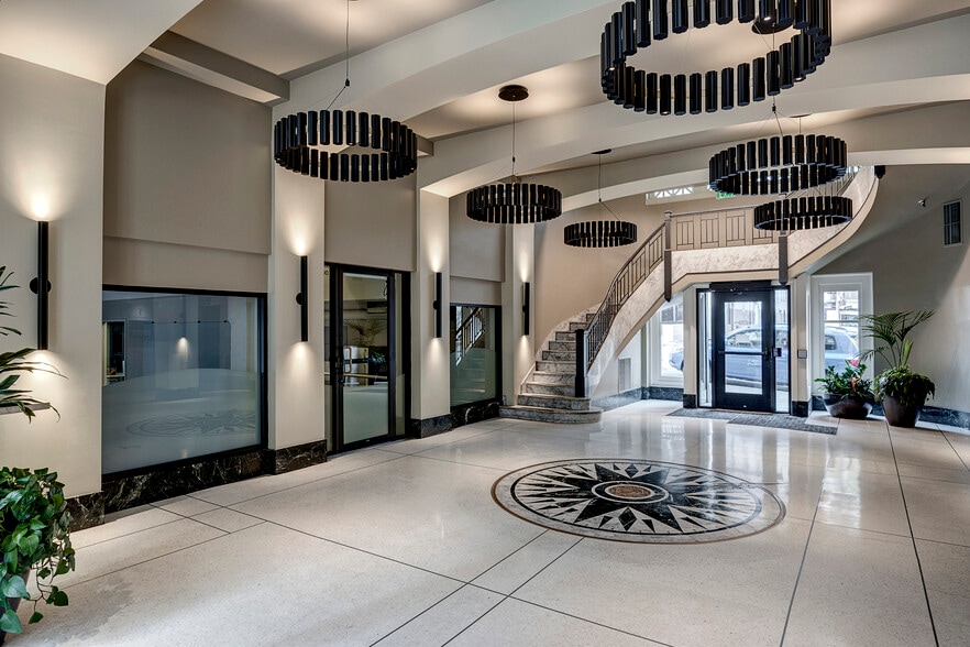 414 Olive Way, Seattle, WA for lease - Interior Photo - Image 2 of 3