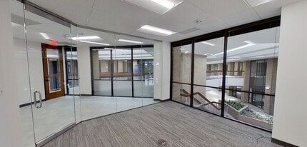 5440 Harvest Hill Rd, Dallas, TX for lease Interior Photo- Image 2 of 3