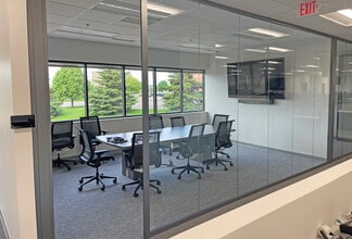 101 Broadway St W, Osseo, MN for lease Interior Photo- Image 1 of 7