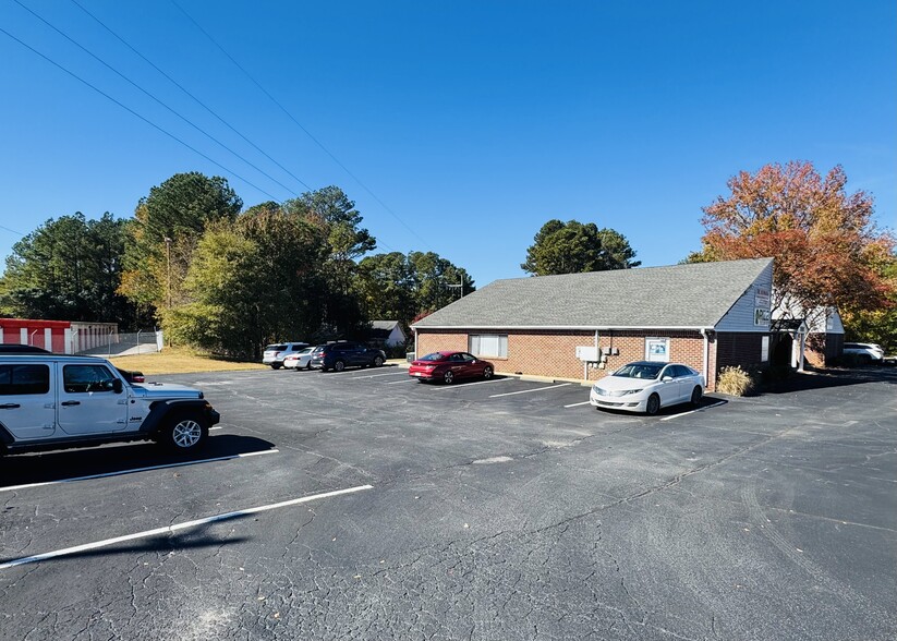 3104 Grandview Dr, Simpsonville, SC à louer - Photo du bâtiment - Image 2 de 7