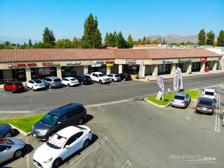 3804-3870 La Sierra Ave, Riverside, CA for lease - Building Photo - Image 3 of 22