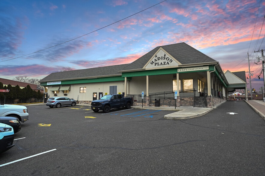 185 D, New Milford, NJ for lease - Building Photo - Image 3 of 6