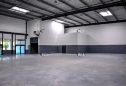 Flex in Montgeron for sale - Building Photo - Image 3 of 11
