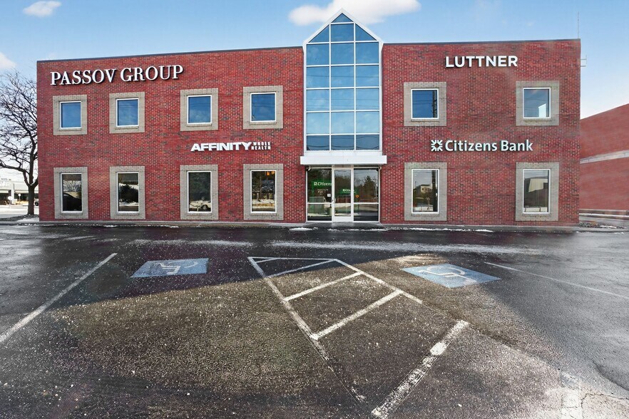3401 Richmond Rd, Beachwood, OH for lease - Building Photo - Image 2 of 19