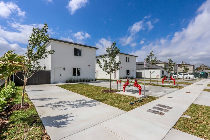 11290 SW 187th St, Miami, FL for sale - Primary Photo - Image 1 of 1