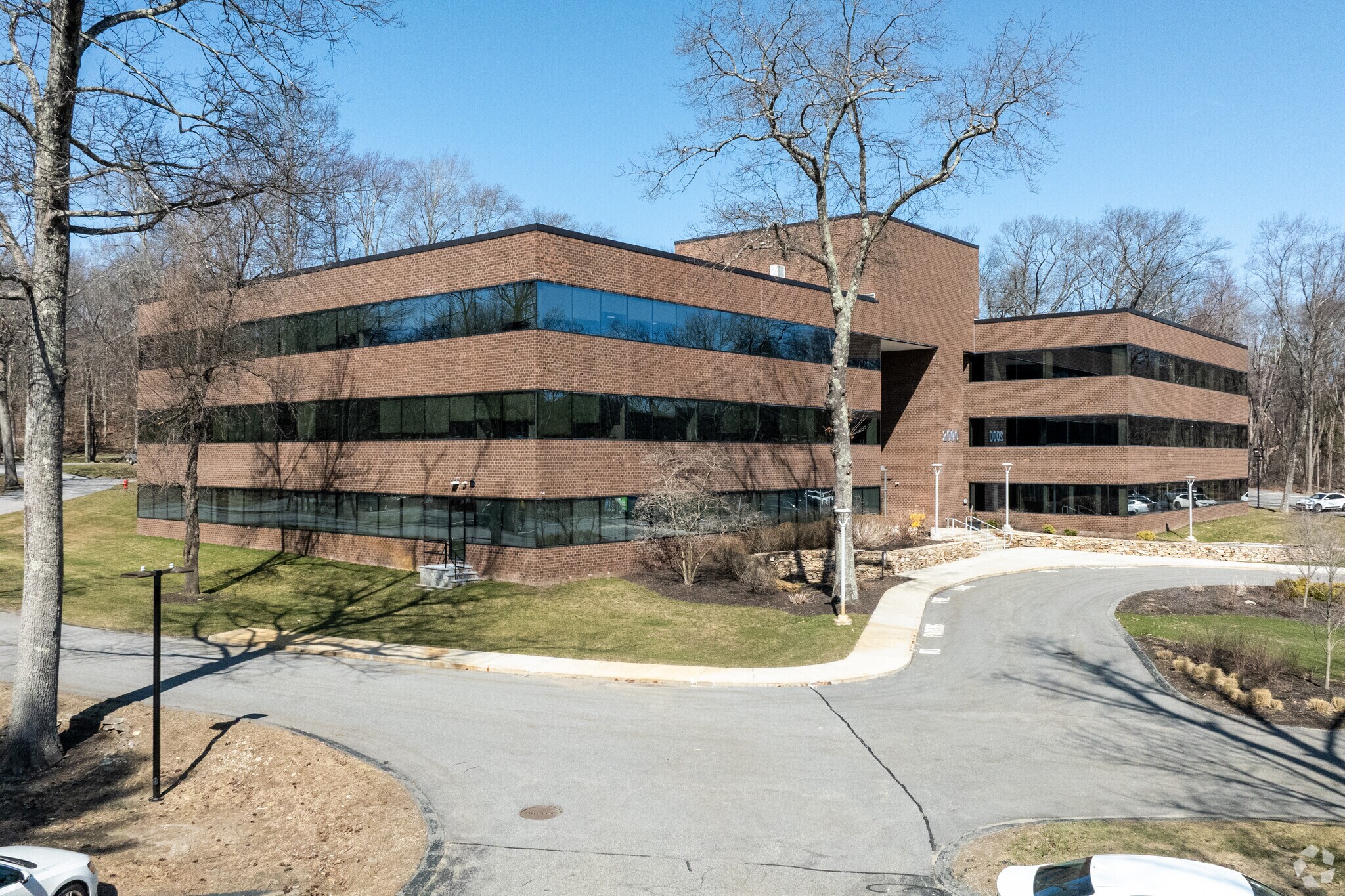 2000 West Park Dr, Westborough, MA for lease Primary Photo- Image 1 of 17