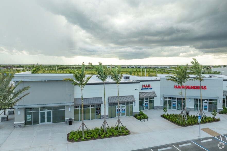 12385 Community Blvd, Port Saint Lucie, FL for lease - Building Photo - Image 2 of 4