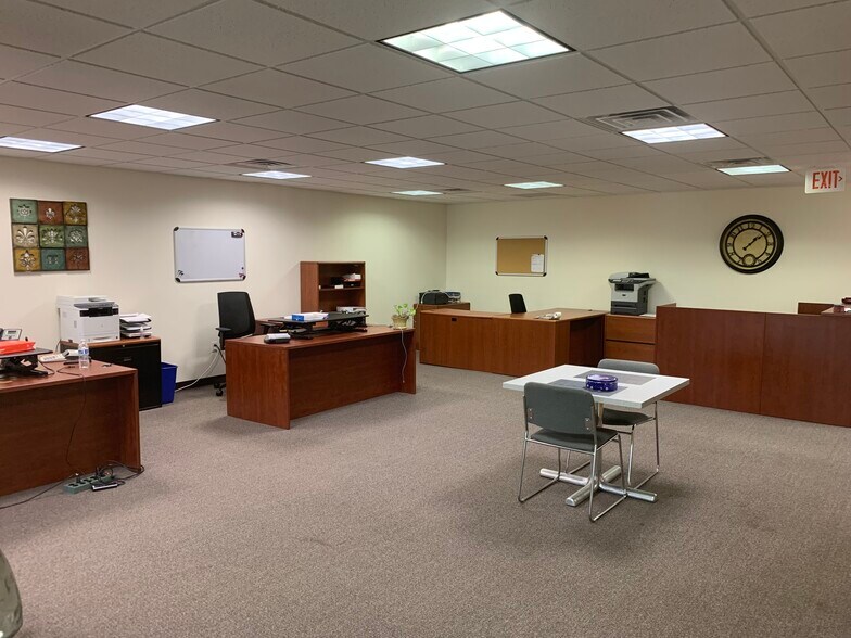 2740 State Route 10 W, Parsippany, NJ à louer - Photo intérieure - Image 3 de 16