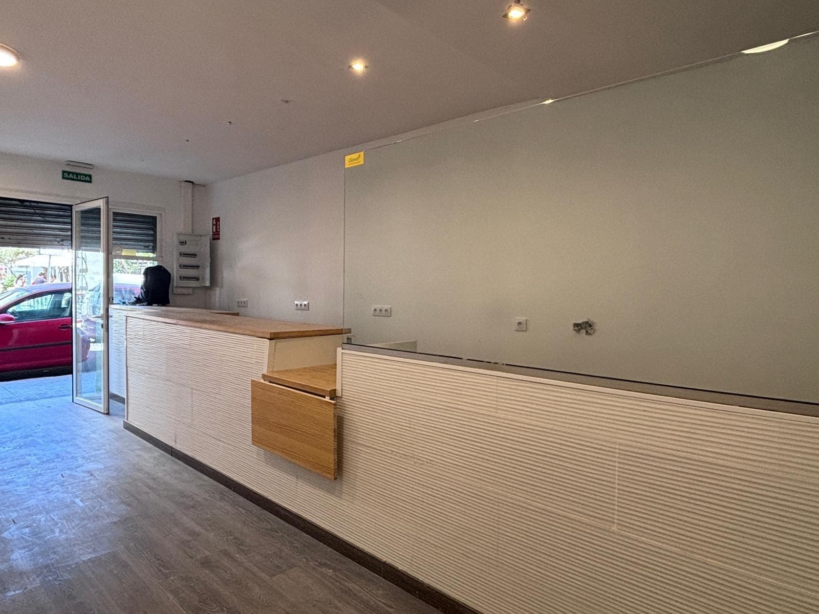 Calle Miño, 12, Sevilla, Sevilla for lease Building Photo- Image 1 of 44