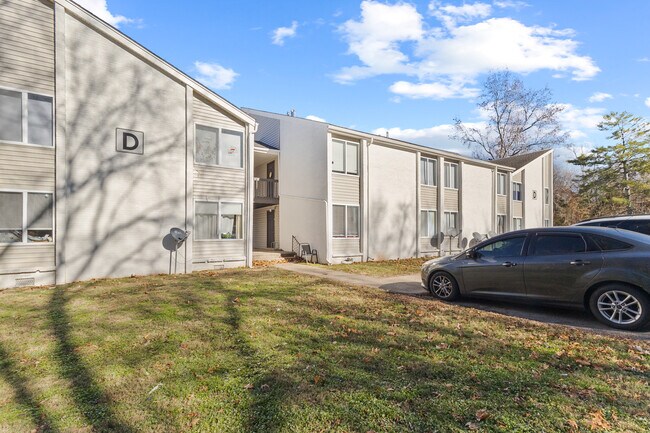 Plus de détails pour 1001 W 9th St, Russellville, KY - Multi-résidentiel à vendre