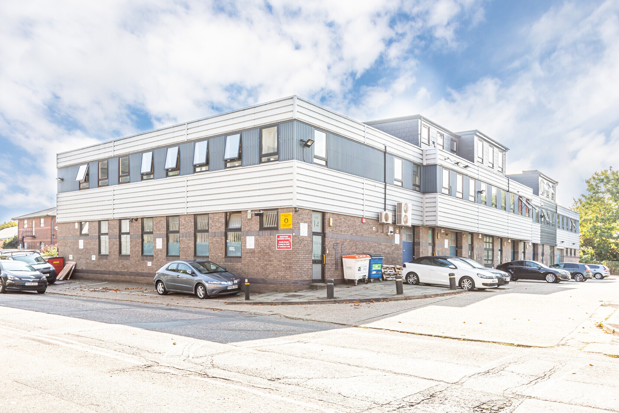 Commerce Rd, Brentford for lease Building Photo- Image 1 of 7